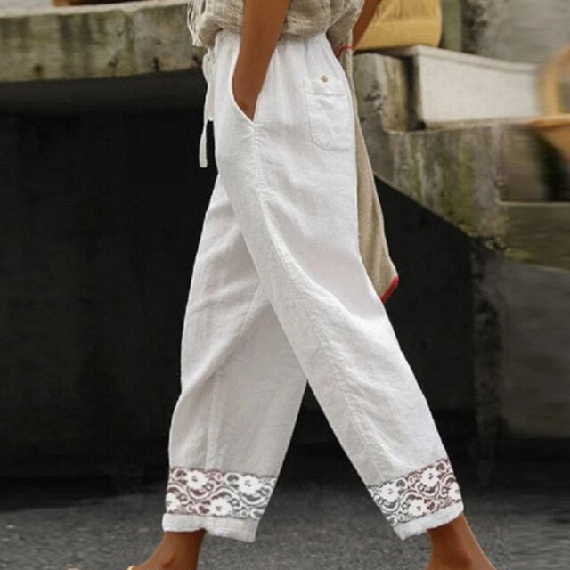 Levoire | Broderie Fleur Pantalon Blanc1
