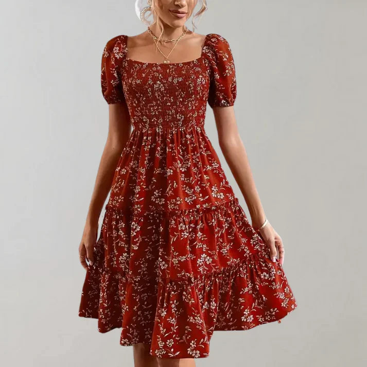 Levoire | Robe D'Été Avec Décolleté Carré Rot