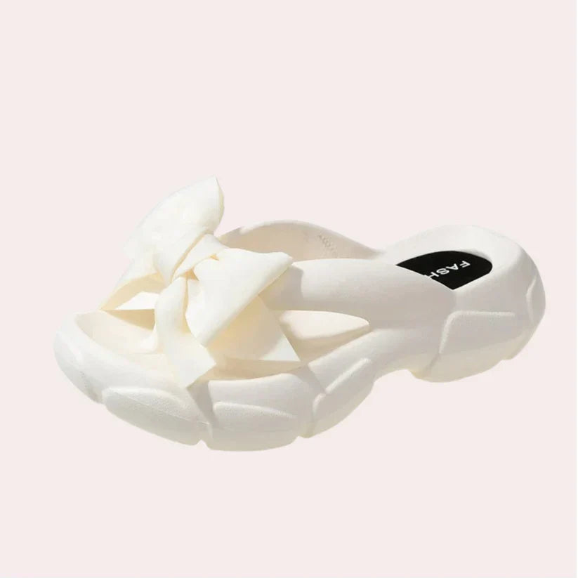 Levoire | Élégante Chaussure De Dame Avec Détail De Nœud Blanc