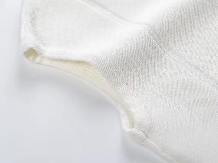 Levoire | Robe Midi Élégante Avec Des Boutons Dorés