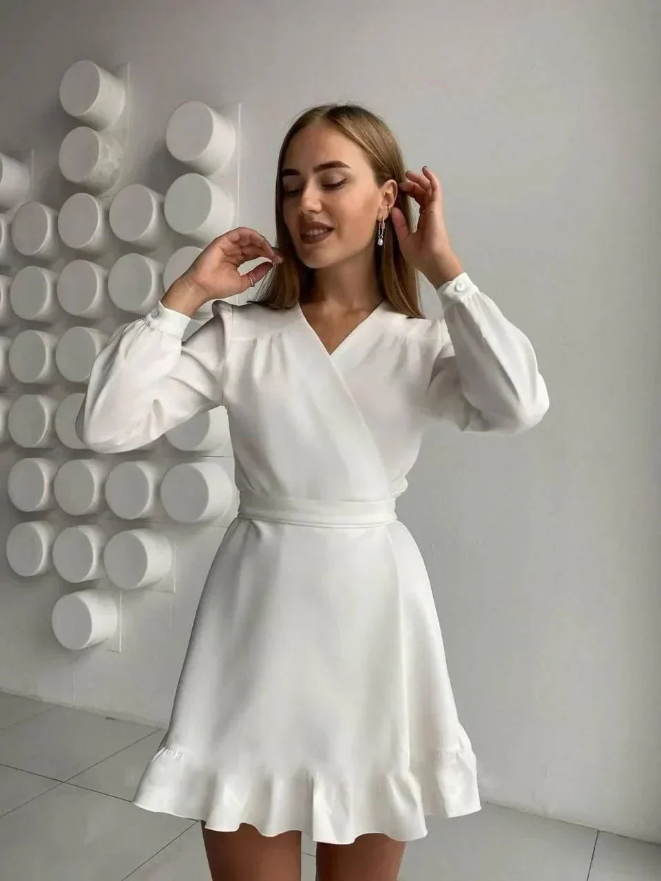 Levoire | Une Robe À Ligne Carmée Blanc