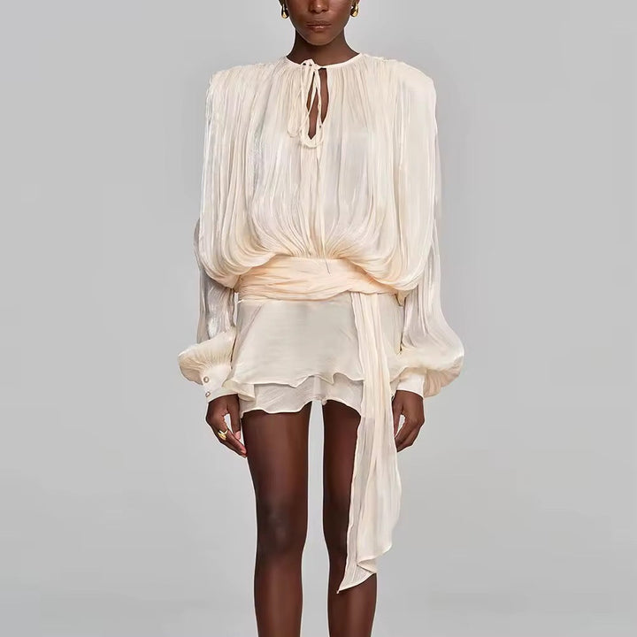 Levoire | Blouse Plissée Élégante Avec Ceinture Et Mini-Jupe À Volants