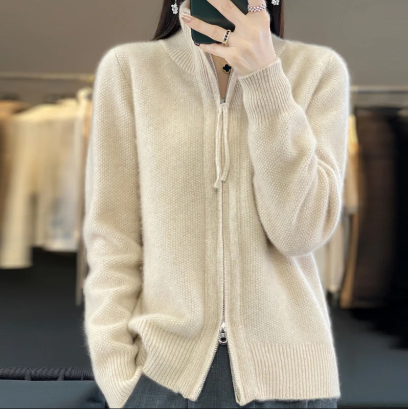 Levoire | Confortable veste en laine cachemire Beige