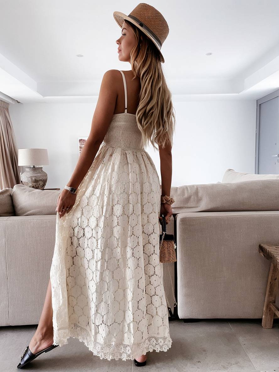 Levoire | Combinaisons En Dentelle Broderie Anglaise Décolleté En V Avec Fines Bretelles Femme Bohème Élégant