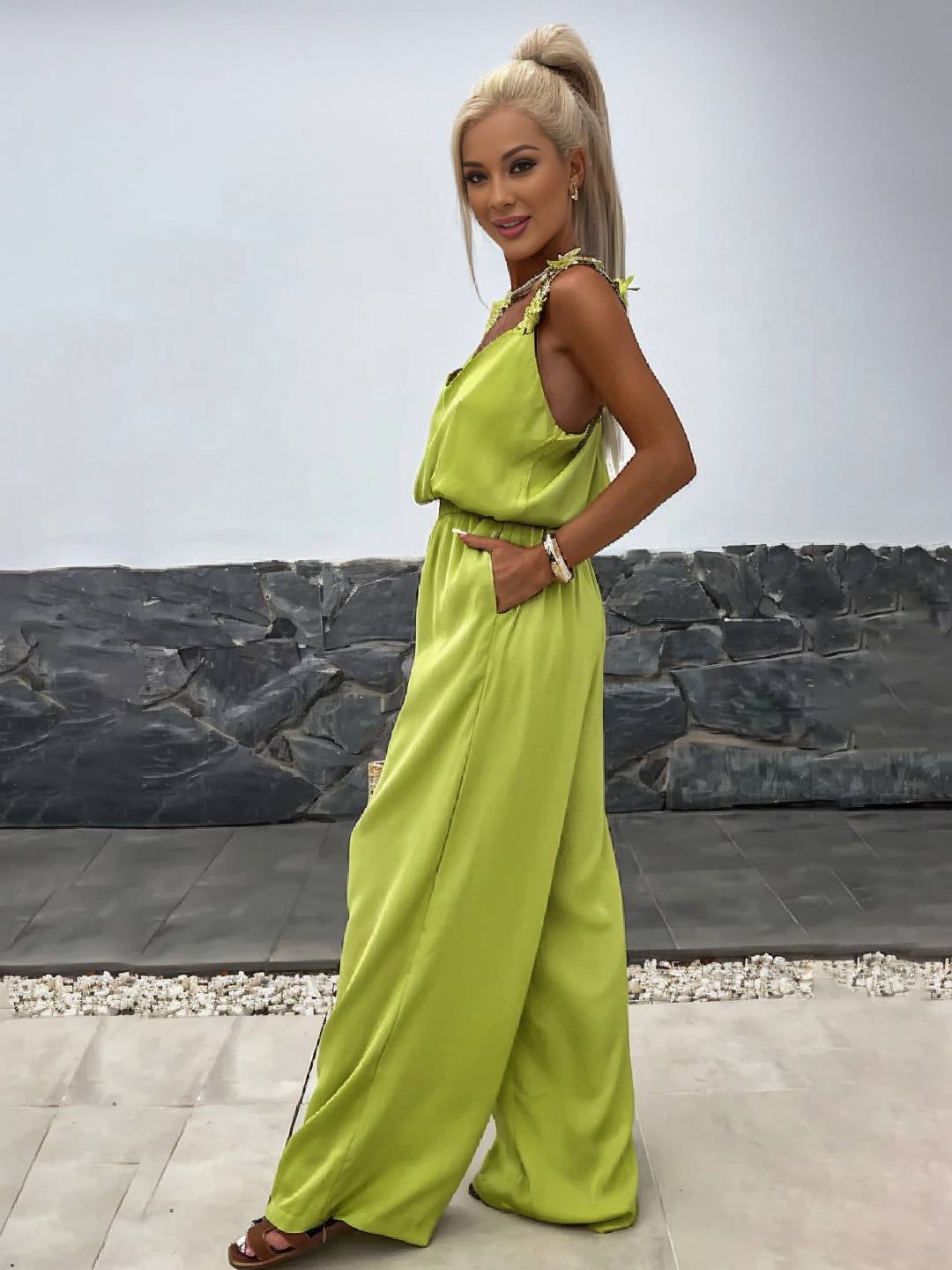 Levoire | Pantalons Larges Avec Jambes Évasées, Décolleté En V, Avec Poches Et Découpe Au Dos, Style Décontracté Sans Bretelles Pour Femmes