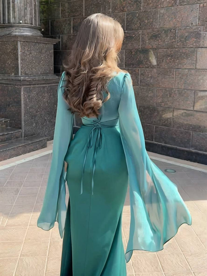Levoire | Robe Satin Longue Col Ronde Ajustée Manches Fendues Manches Longues Femme Élégante Soirée Bal Prom Cérémonie
