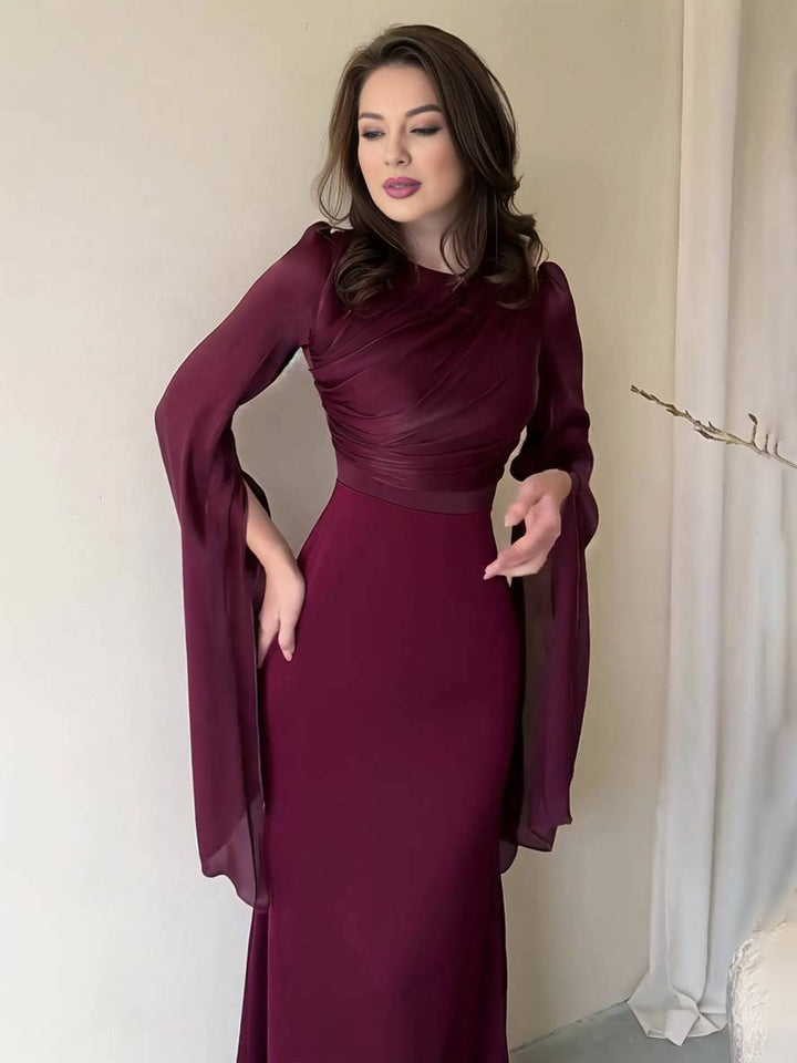 Levoire | Robe Satin Longue Col Ronde Ajustée Manches Fendues Manches Longues Femme Élégante Soirée Bal Prom Cérémonie