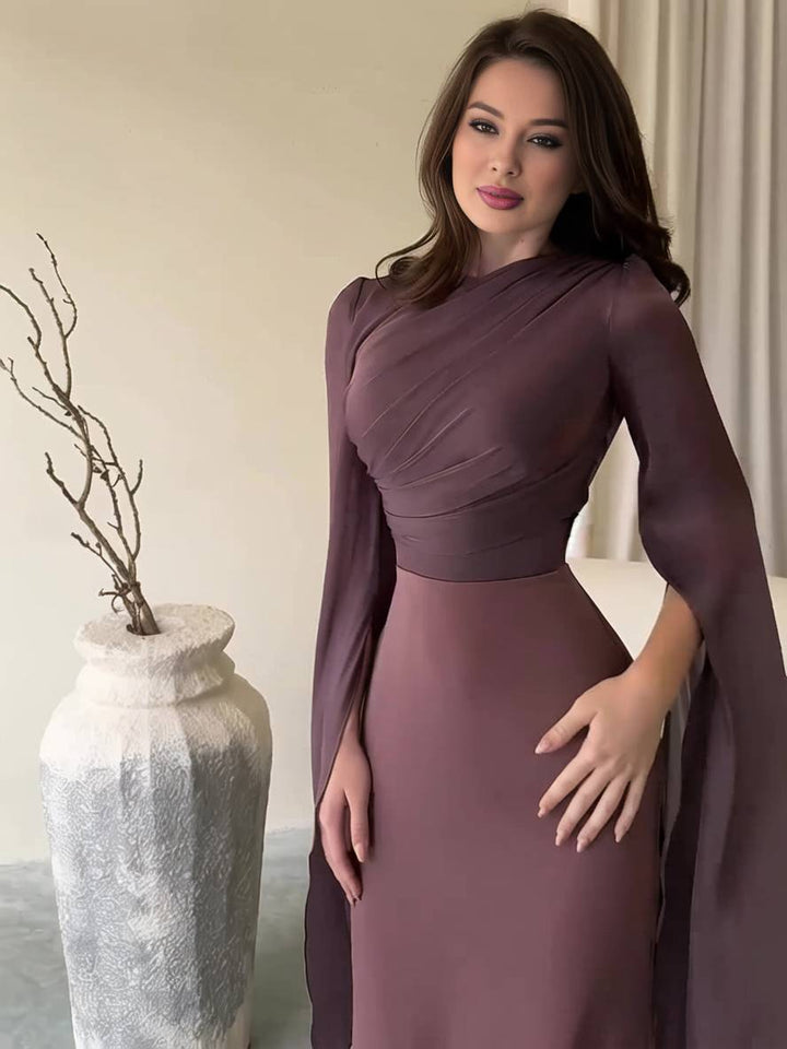 Levoire | Robe Satin Longue Col Ronde Ajustée Manches Fendues Manches Longues Femme Élégante Soirée Bal Prom Cérémonie Café