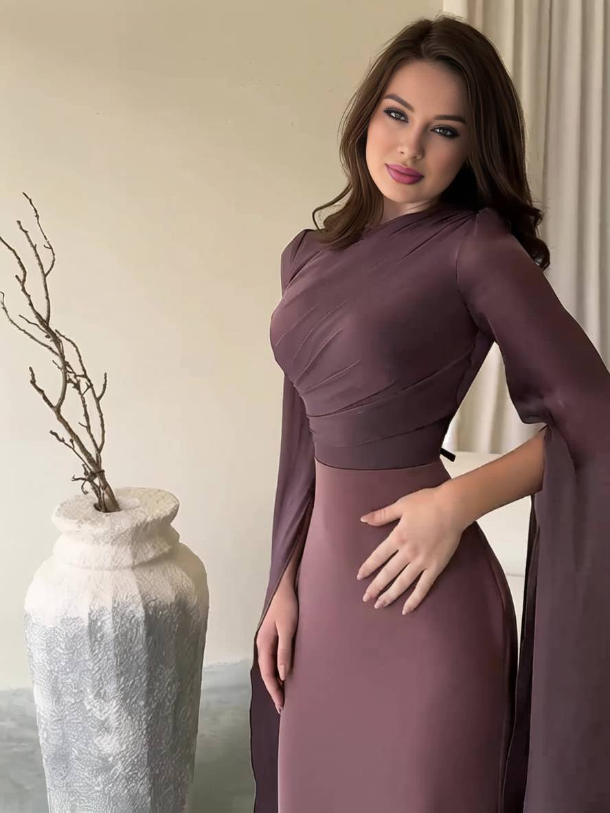 Levoire | Robe Satin Longue Col Ronde Ajustée Manches Fendues Manches Longues Femme Élégante Soirée Bal Prom Cérémonie