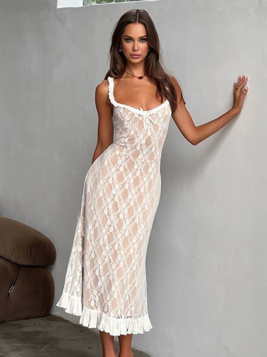Levoire | Robe Longue En Dentelle Cintrée Trompette Avec Volant Fines Bretelles Décolleté Carré Sans Manches Élégante Robe De Soirée Vintage Beige