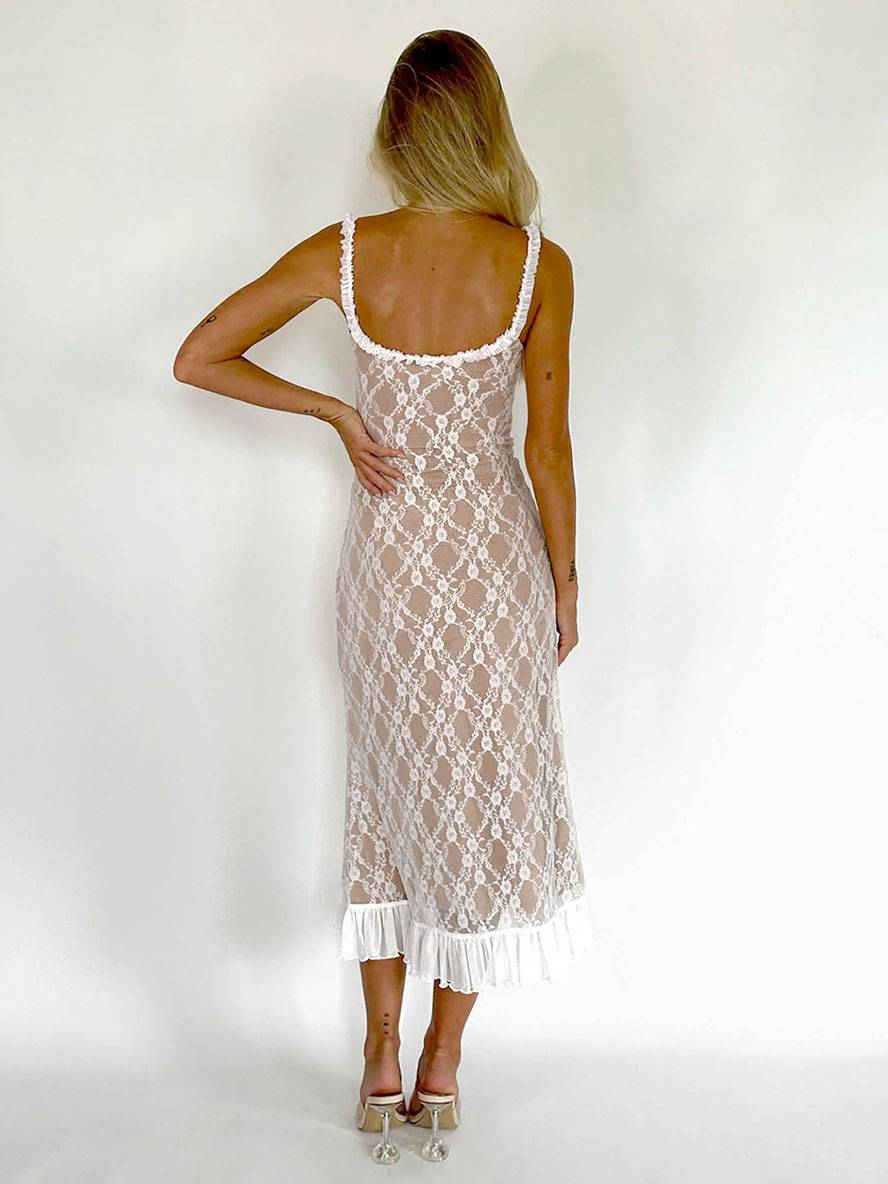 Levoire | Robe Longue En Dentelle Cintrée Trompette Avec Volant Fines Bretelles Décolleté Carré Sans Manches Élégante Robe De Soirée Vintage