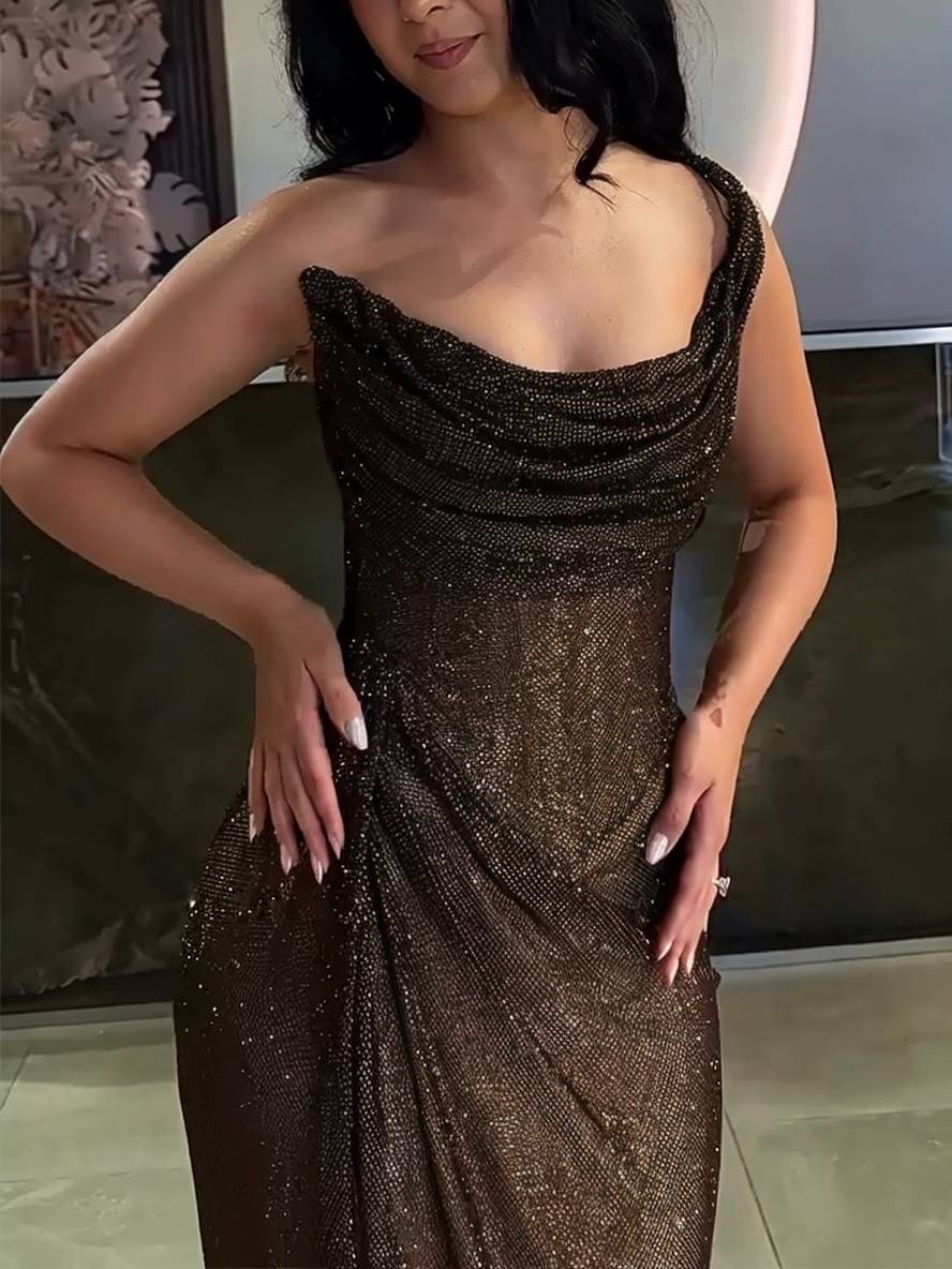 Levoire | Robe De Bal Élégante Sans Manches Avec Fente Latérale Irrégulière Ajustée Longue