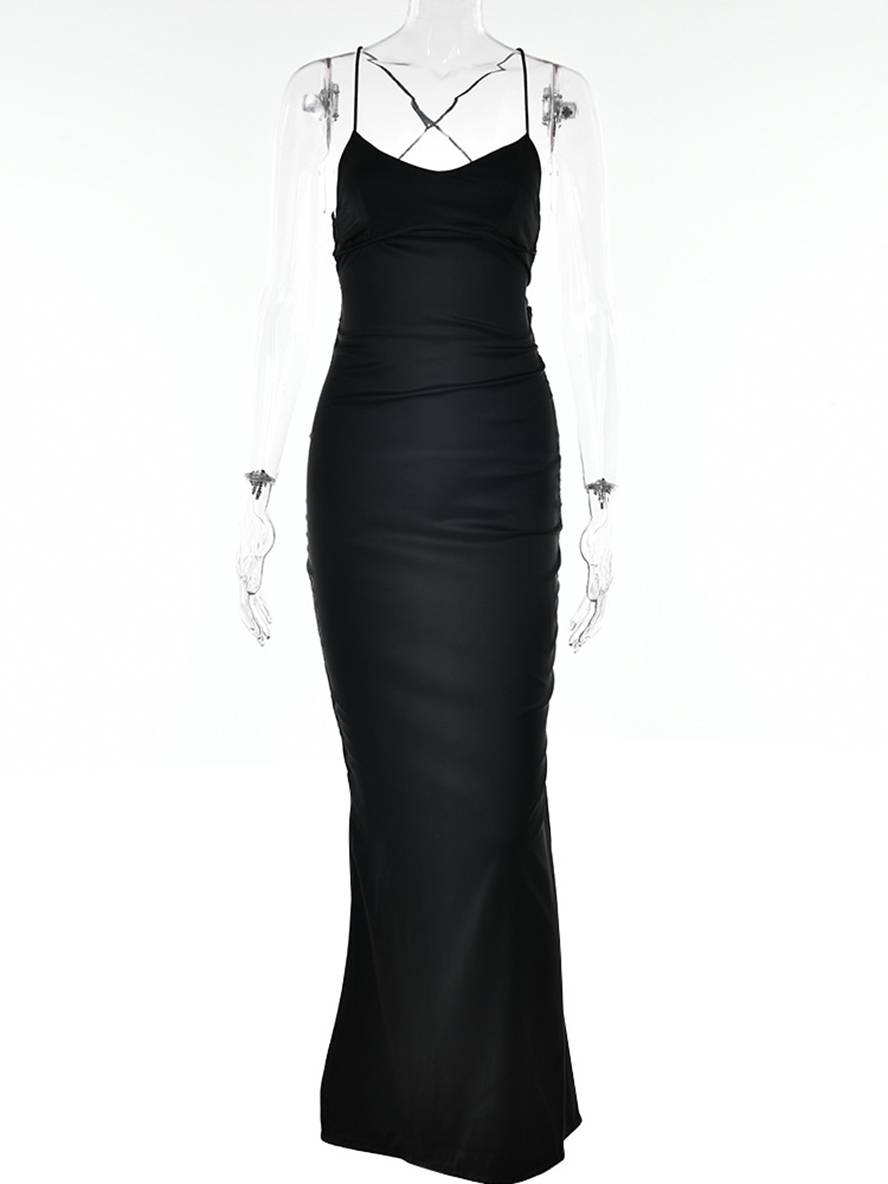 Levoire | Robe Longue En Satin Ajustée Décolleté En V Sirène Dos Nu Avec Fins Bretelles Sans Manches Élégante Invité Mariage Soirée