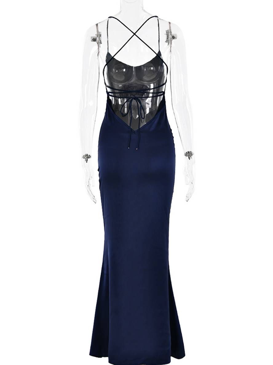 Levoire | Robe Longue En Satin Ajustée Décolleté En V Sirène Dos Nu Avec Fins Bretelles Sans Manches Élégante Invité Mariage Soirée