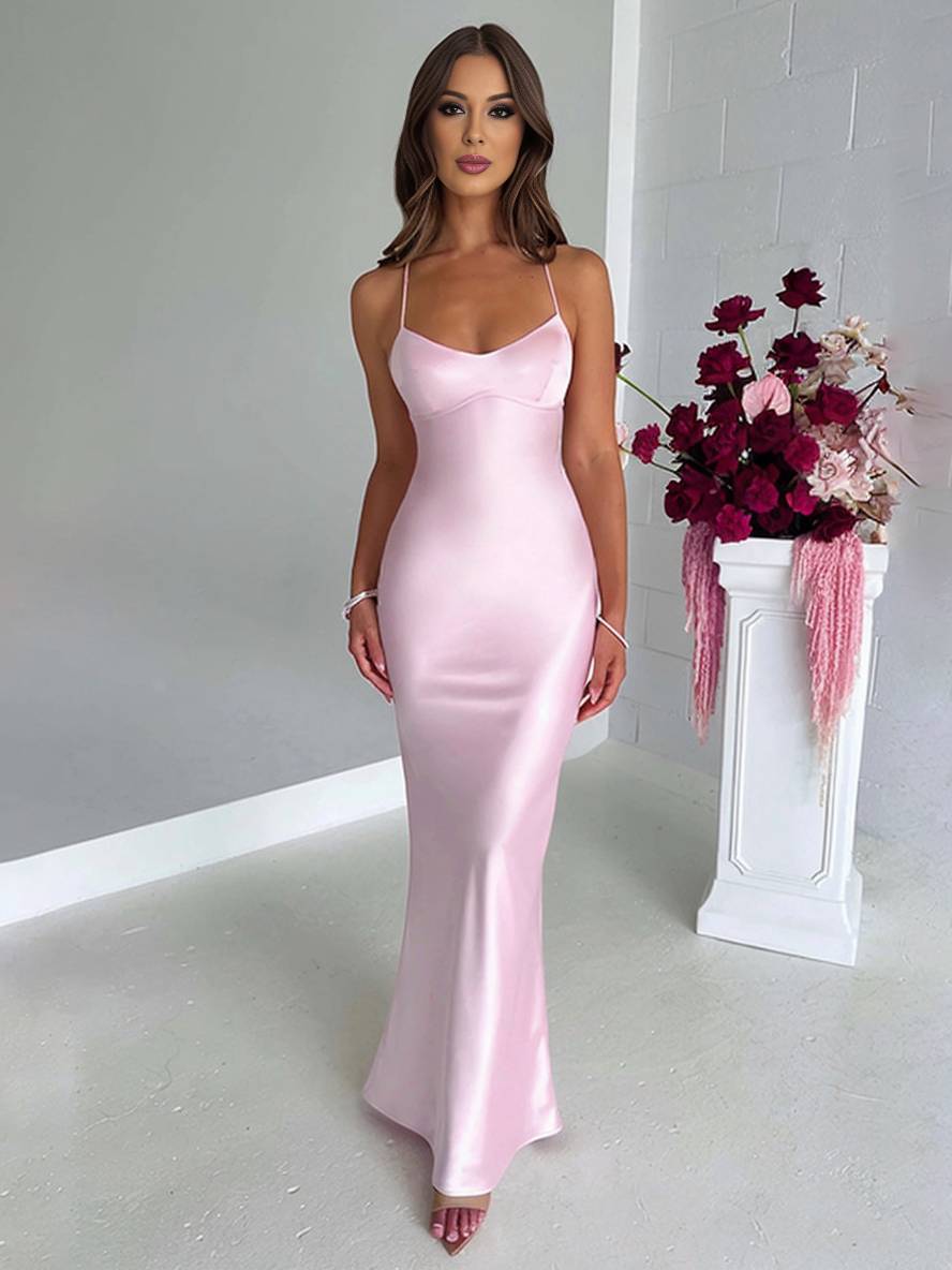 Levoire | Robe Longue En Satin Ajustée Décolleté En V Sirène Dos Nu Avec Fins Bretelles Sans Manches Élégante Invité Mariage Soirée Rosa