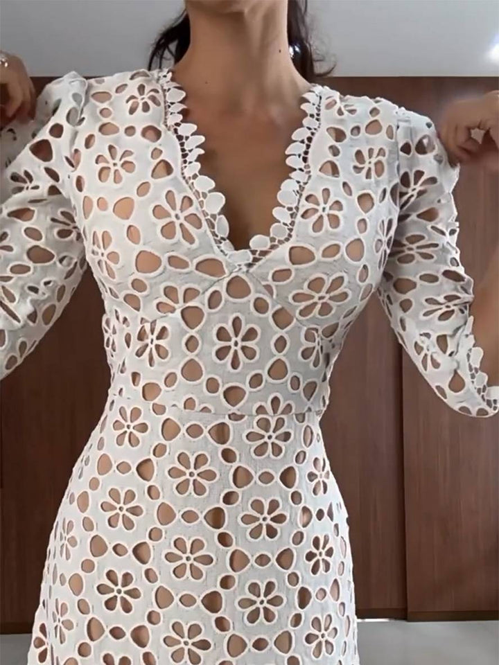 Levoire | Robe Trapèze Longue Broderie En Dentelle Décolleté En V À Manches 3/4 Pour Femmes Délicate Élégante Vintage Soirée Bal Prom
