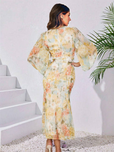 Levoire | Robe Longue En Chiffon Imprimé Avec Ourlet En Forme De Queue De Swallows À Fleurs Et Décolleté En V À Manches Longues Pour Femmes Boho