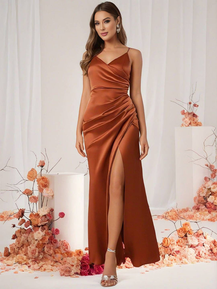 Levoire | Robe De Demoiselle D'Honneur Satin Décolleté En V Dos Fendu Sans Manches Robe De Soirée De Mariage Terracotta