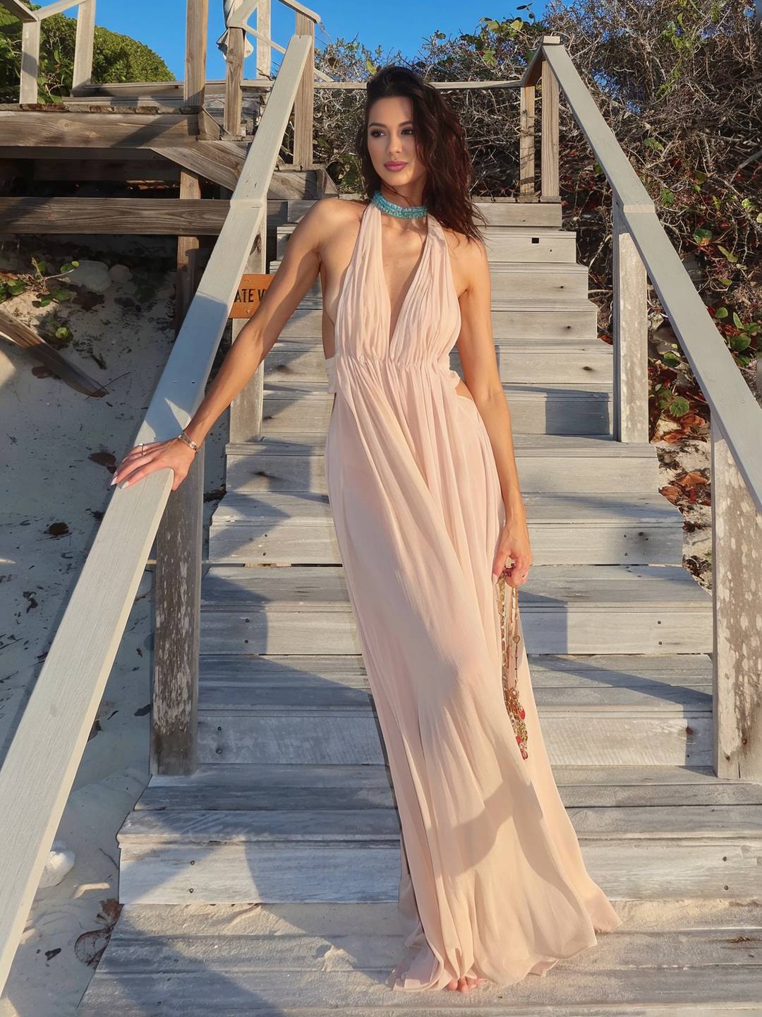 Levoire | Robe Longue Décolleté Dos Col Halter Plongeant Sans Manches Robe De Soirée Élégante Pour Mariage Robe De Plage Abricot