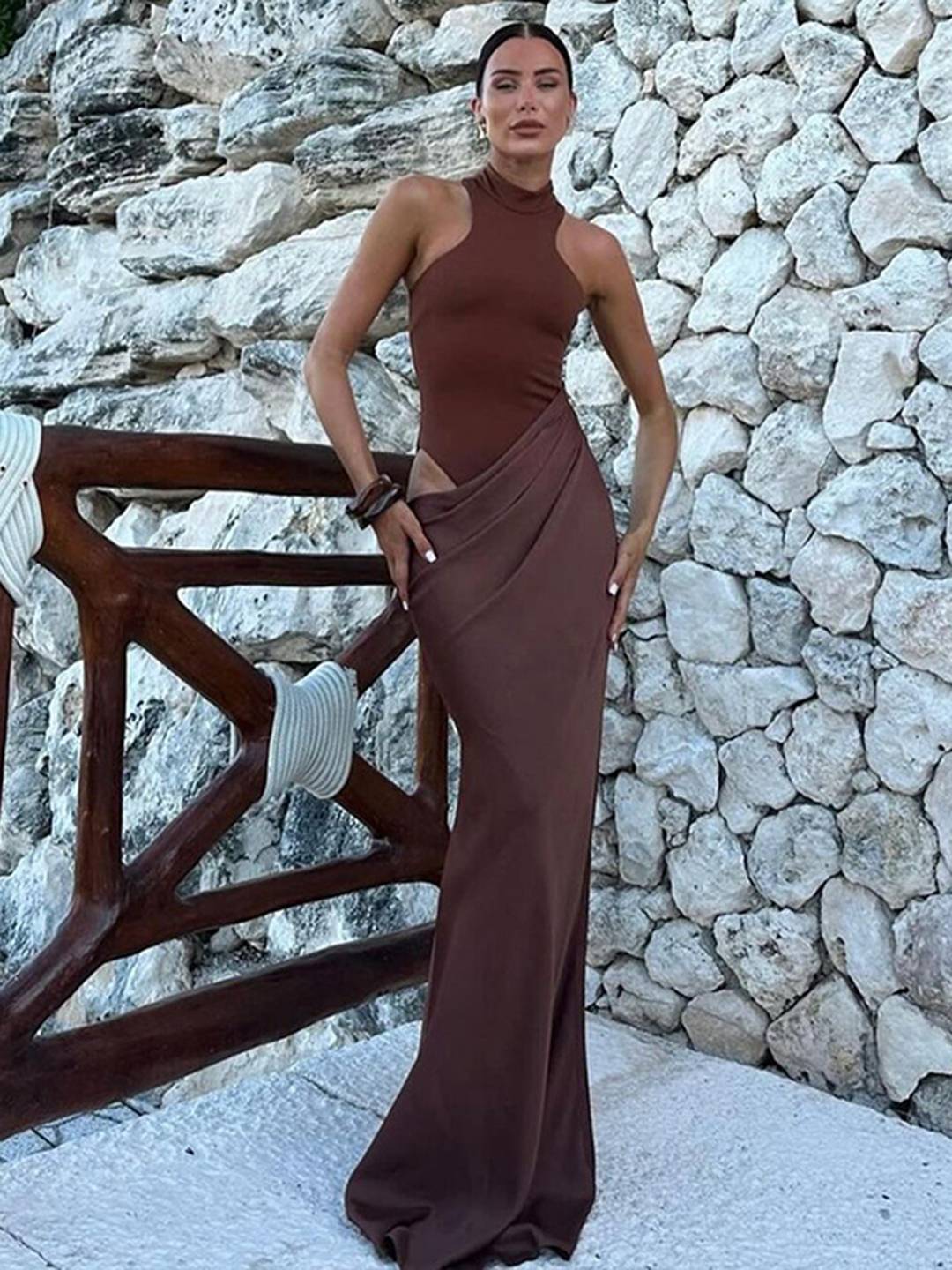 Levoir | Long Jupe Satin Corps Col Rond Épaules Angulées Sans Manches Élégant Robe De Soirée Femme Bal De Fin D'Études Café