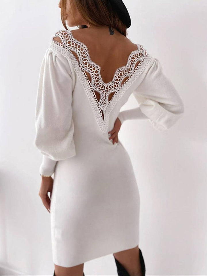 Levoire | Robe Courte Ajustée En Dentelle Décolletée Dos Nu Décolleté En V Manches Évêque Manches Longues Mode Élégante Blanche