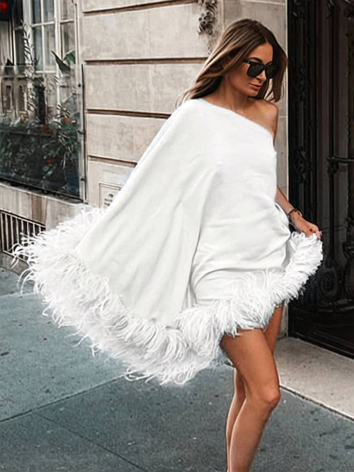 Levoire | Robe Trapèze Courte En Plumes À Une Épaule Avec Manches Cape Pour Femmes, Robe De Cocktail Élégante Pour Soirée De Bal De Fin D'Année.
