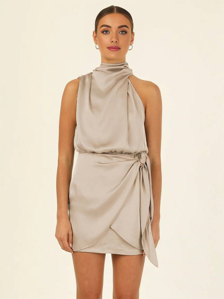 Levoire | Robe Courte Irrégulière Ceinture Col Roulé Dos Nu Sans Manches Dames Élégante Cérémonie Invitée De Mariage Cocktail