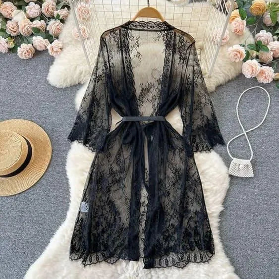 Levoire | Tricot dentelle en ligne pour femmes Noir