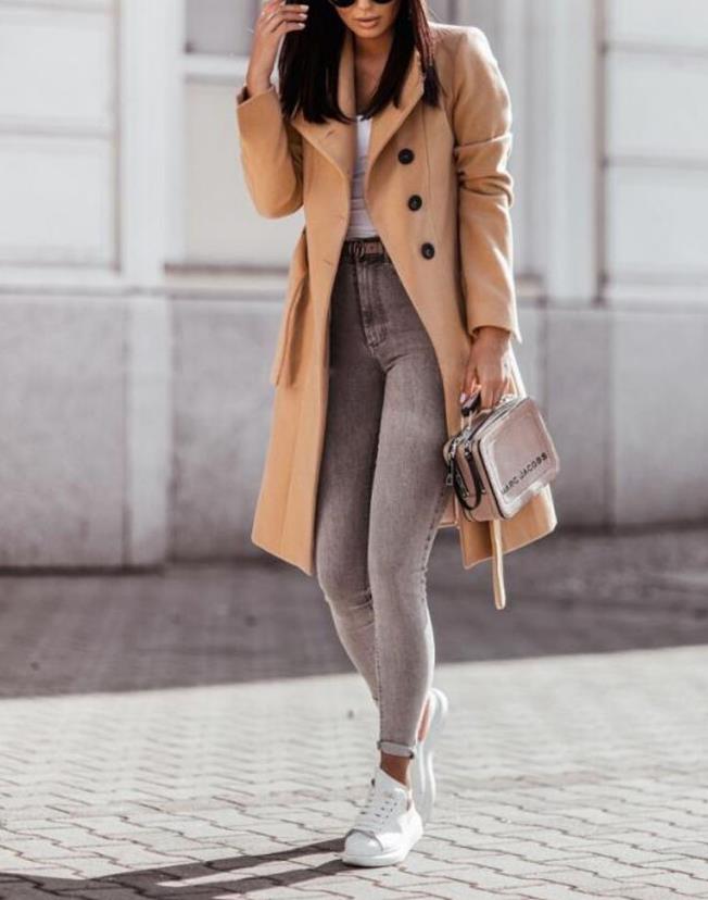 Levoire Langer Manteau Femme Avec Boutonnière Devant Et Ceinture