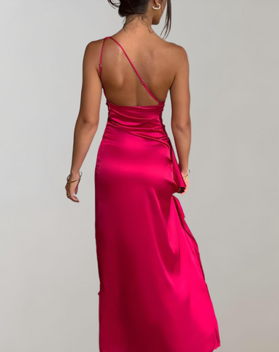 Levoire | Robe en satin brillant avec fente