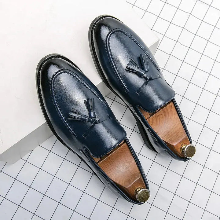 Levoire | Lightweight And Durable Non-Slip Shoes