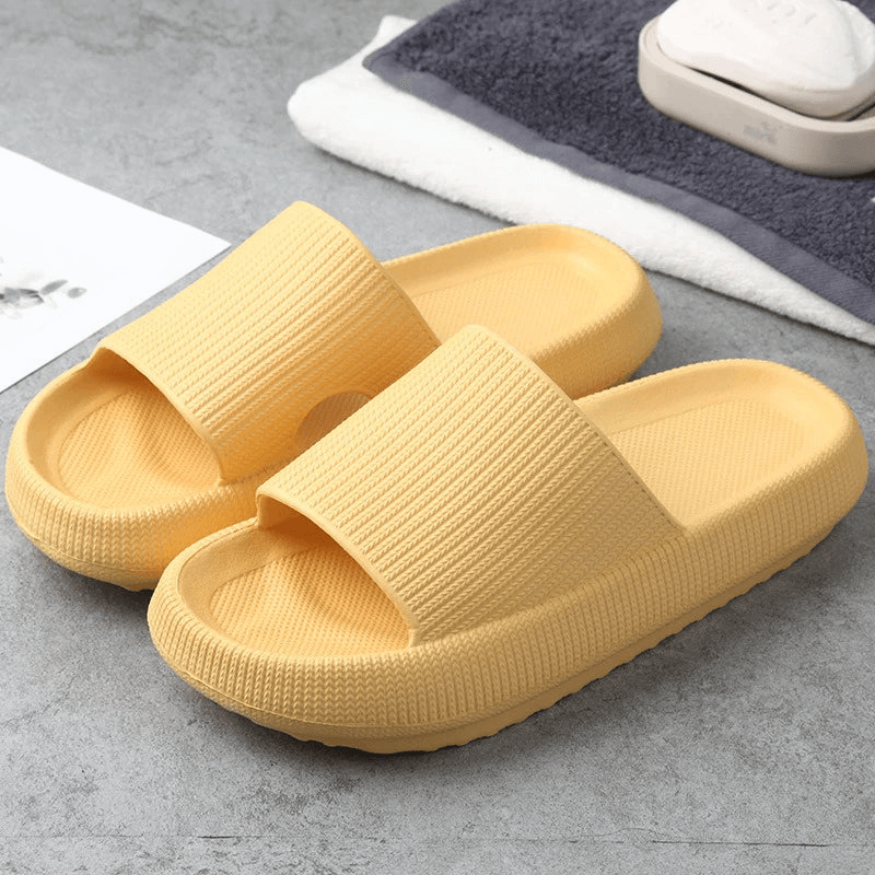 Levoire | Femme Chaussons douces et confortables