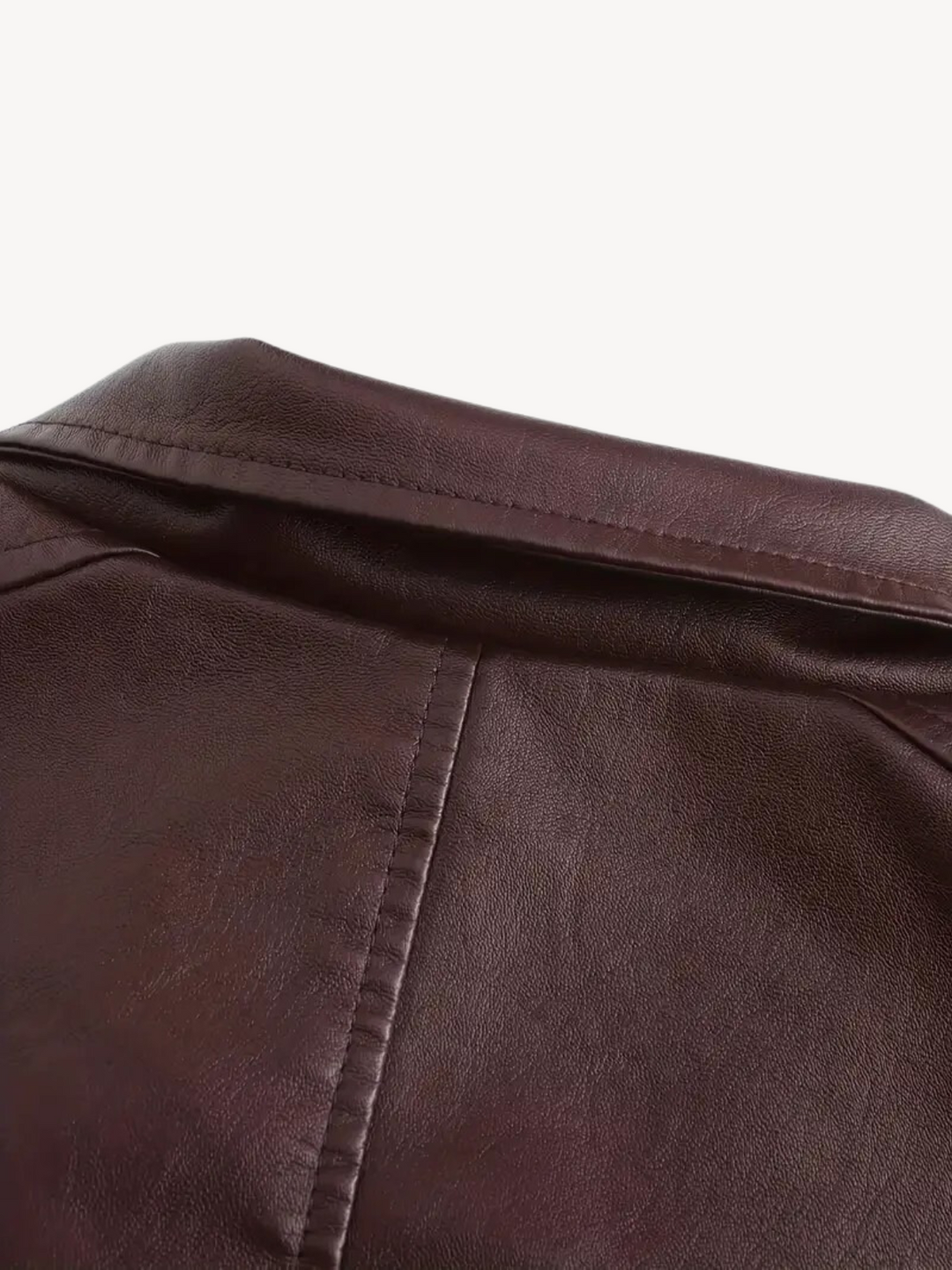Levoire | Veste En Cuir Synthétique Avec Une Coupe Élégante