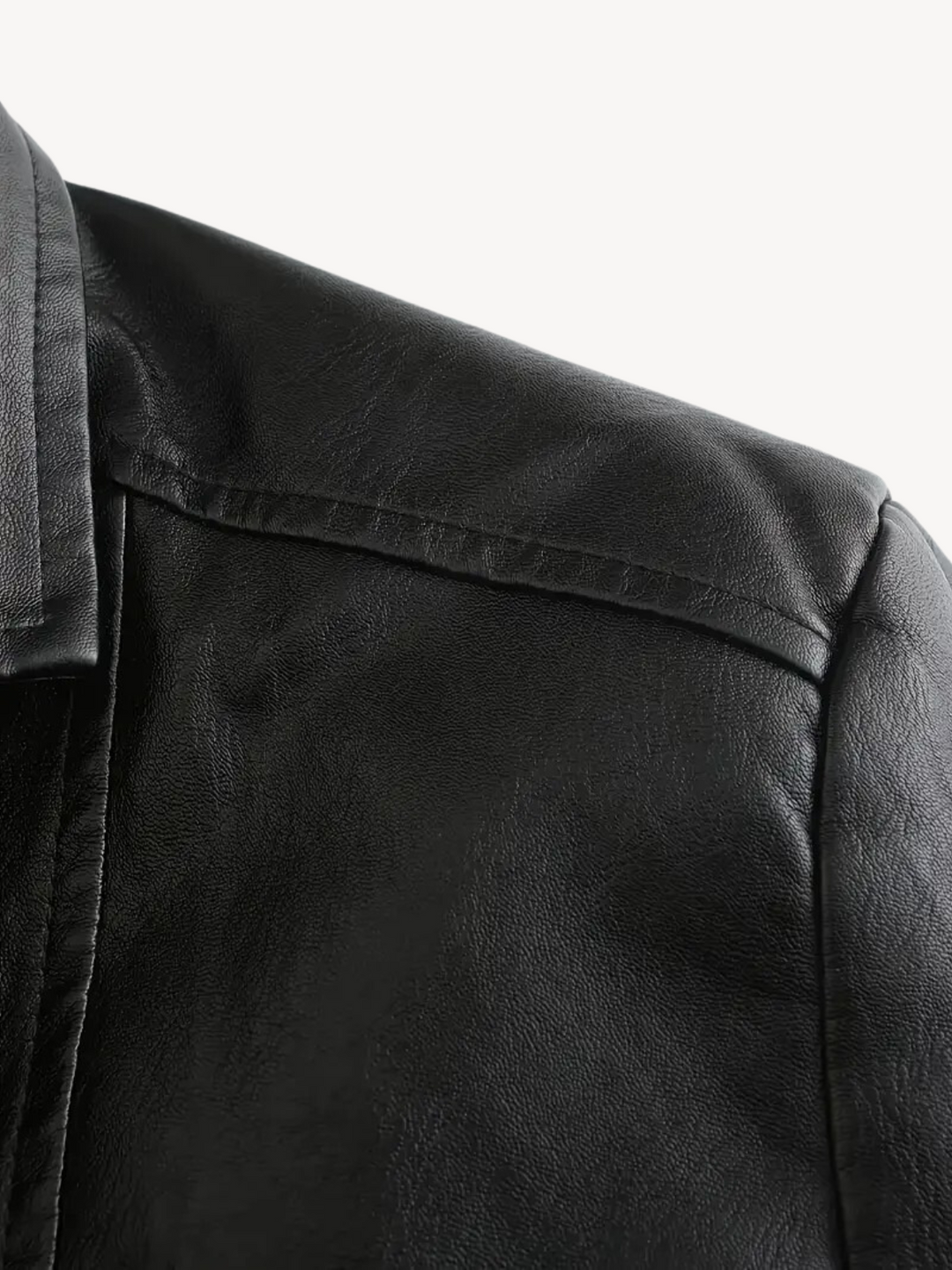Levoire | Veste En Cuir Synthétique Avec Une Coupe Élégante