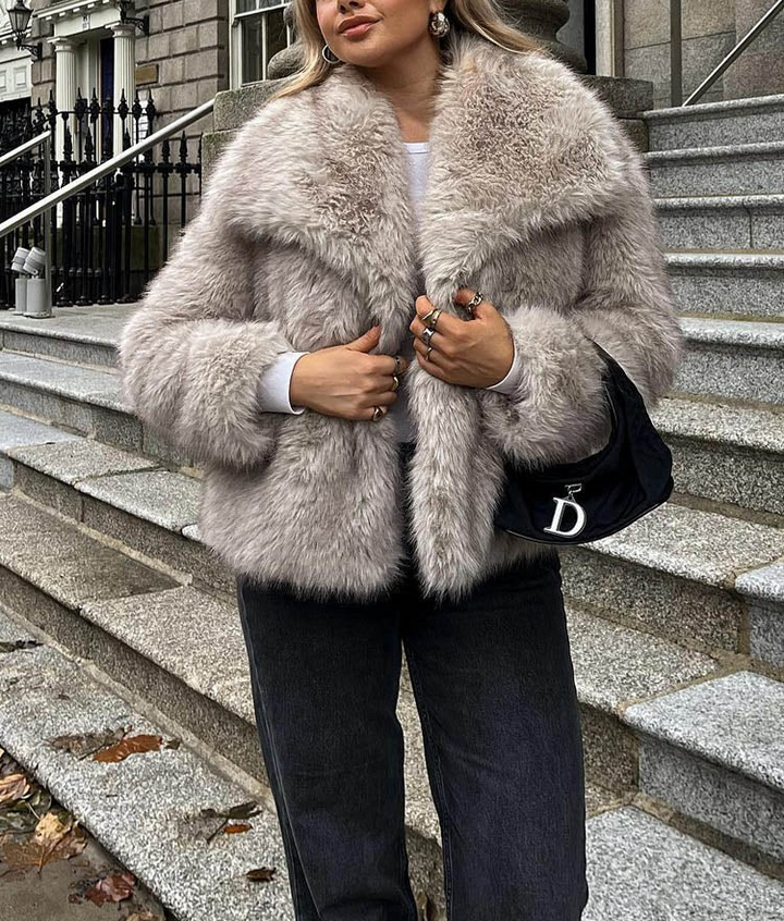 Levoire | Veste femme en simili cuir Beige (Seulement 8 pièces disponibles)