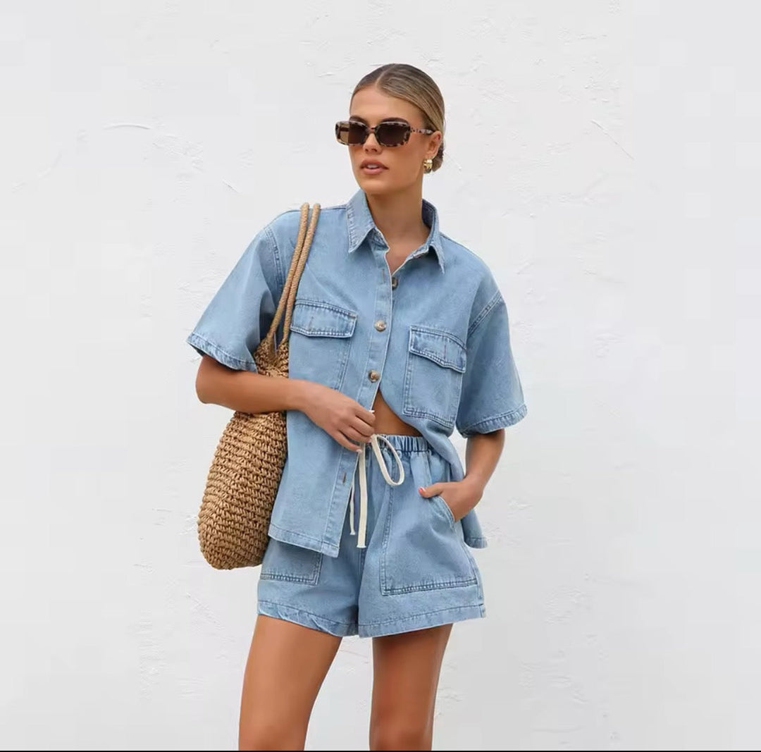 Levoire | Ensemble En Jean Décontracté Avec Chemise Surdimensionnée & Shorts Bleu clair