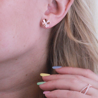 Levoire | et pendentif pétale Clover orné de 6 cristaux Swarovski - Livraison Offerte