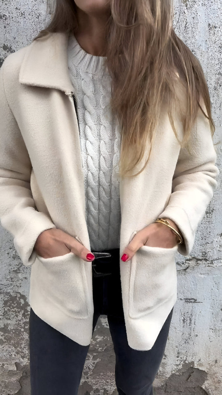 Levoire | Veste À Manches Longues Confortable Avec Fermeture Éclair Et Poches Beige
