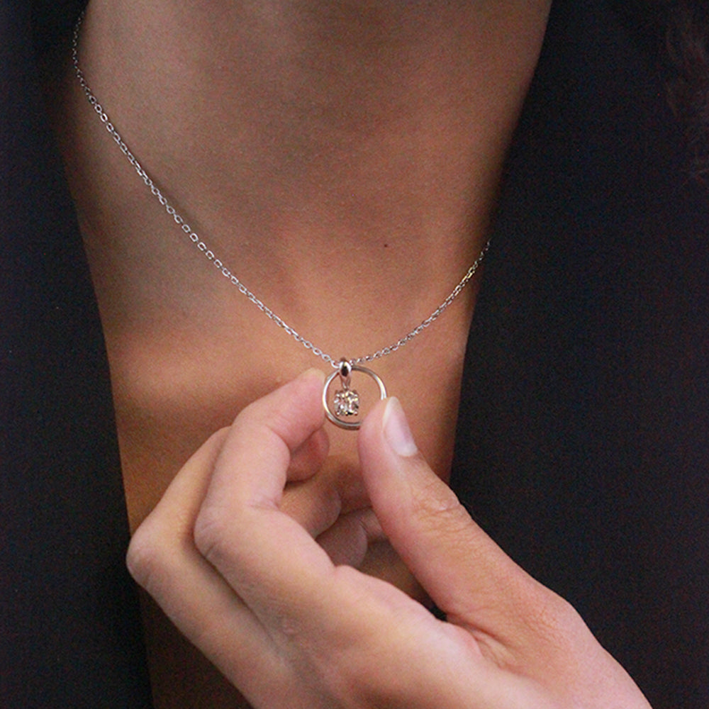 Levoire | Octavia orné d'un cristal autrichien de très haute qualité - Livraison Offerte