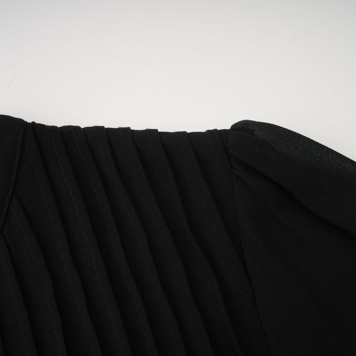 Levoire | Robe Midi Noire Plissée À Boutons Sur Le Devant