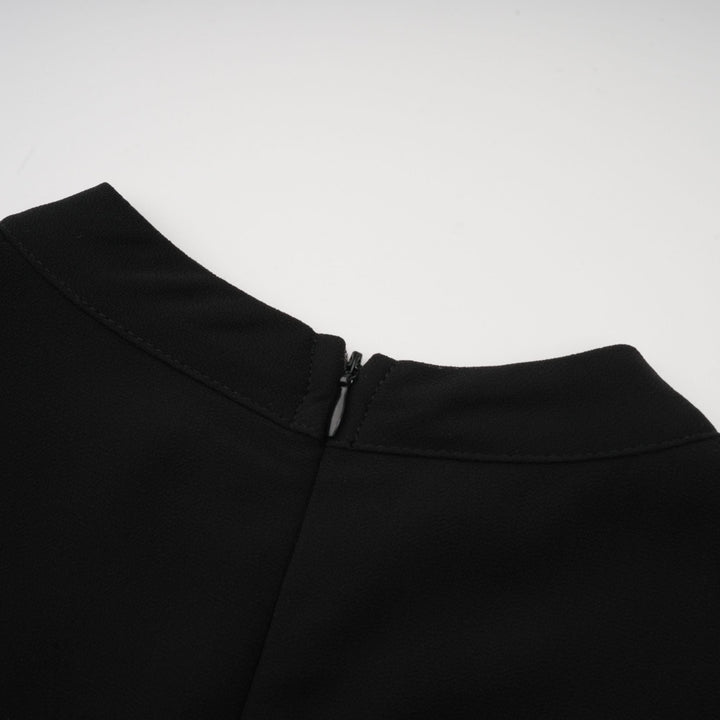 Levoire | Robe Midi Noire Plissée À Boutons Sur Le Devant