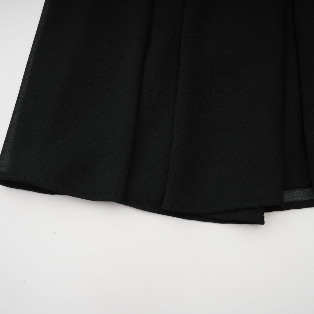 Levoire | Robe Midi Noire Plissée À Boutons Sur Le Devant