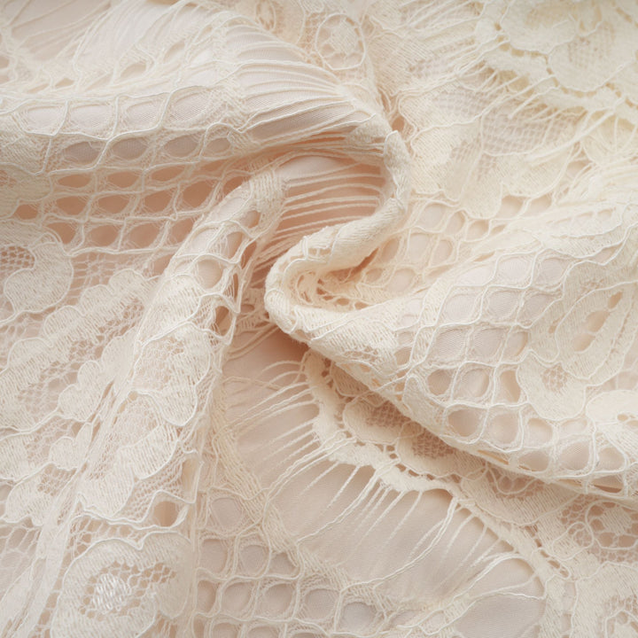 Levoire | Off White Nœud Motif Fleuri Blouse