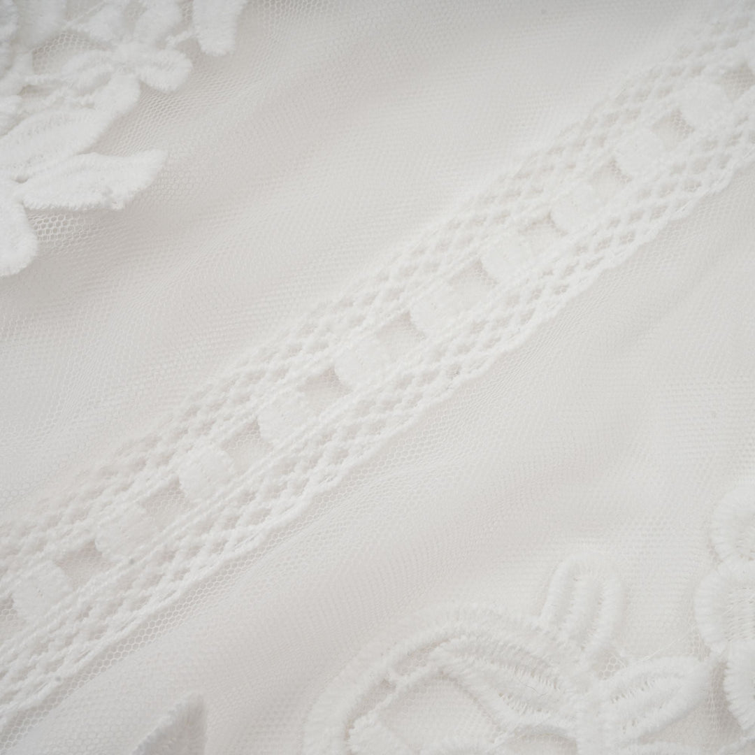 Levoire | Fleurs Top Semi-Transparent
