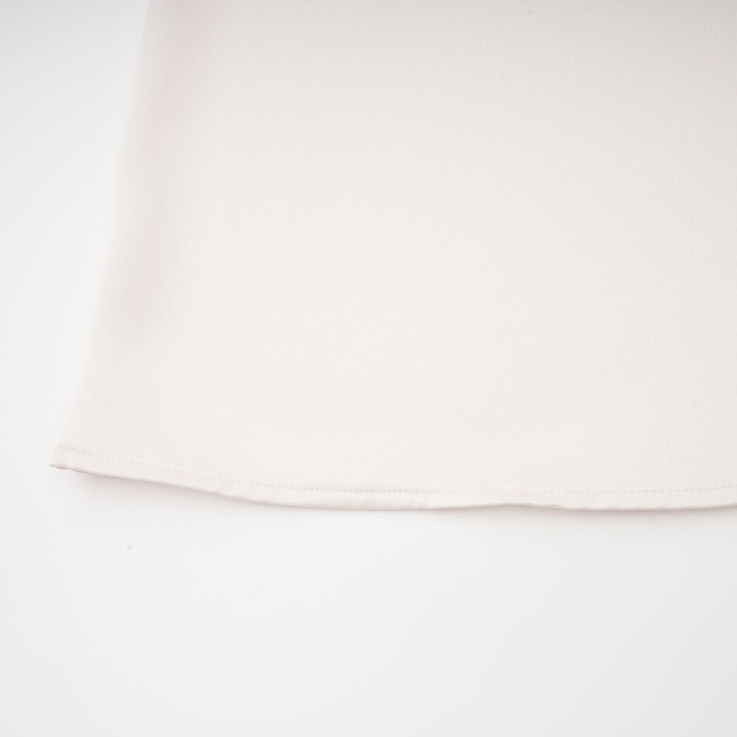 Levoire | Robe Midi Plissée À Col Rectangulaire