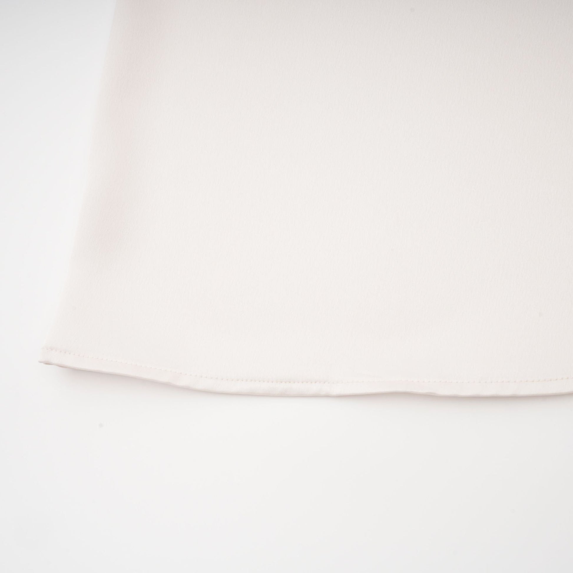 Levoire | Robe Midi Plissée À Col Rectangulaire