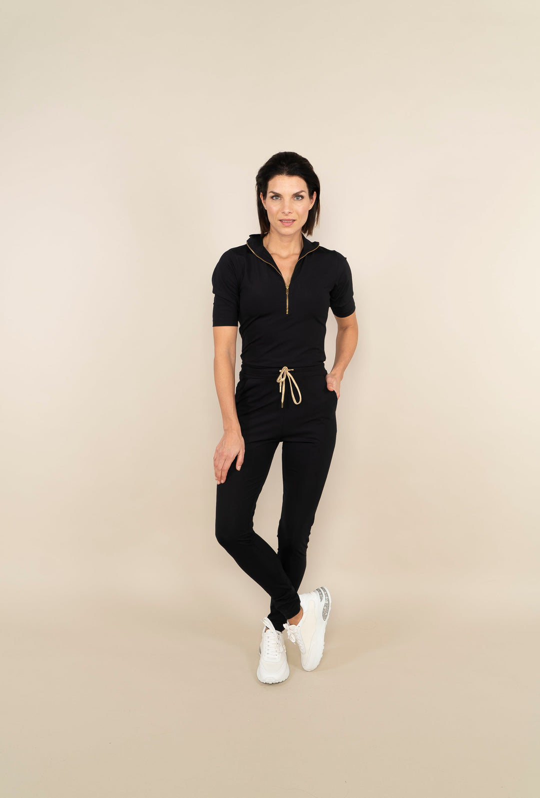 Levoire | T-Shirt Fantaisie Avec Nœuds Dans Différentes Couleurs