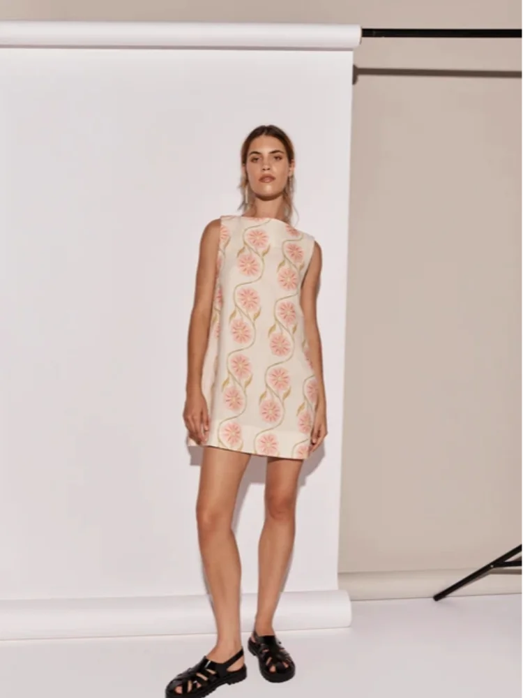 Levoire | Élégante Robe Avec Motif Floral Et Fente Délicate