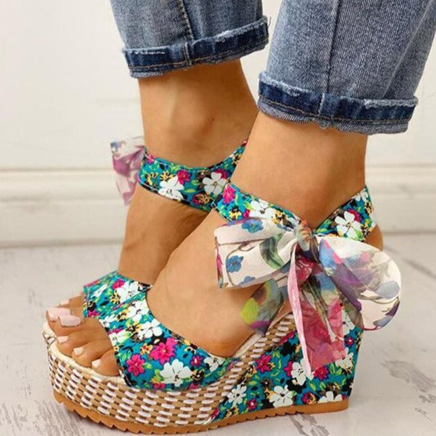 Levoire | Sandales Orthopédiques À Talons Compensés Avec Motif Floral