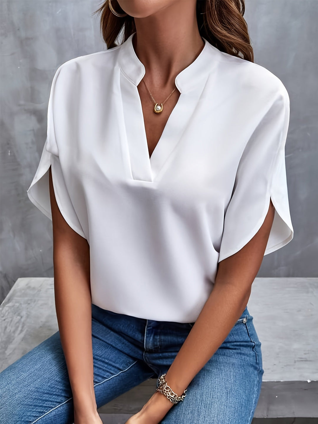 Levoire | Blouse En Chiffon Unie À Col V
